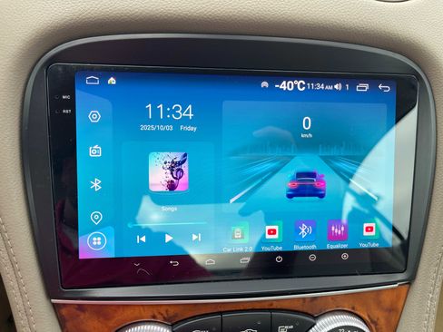 Used 2011 Mercedes-Benz SL 550 image 30