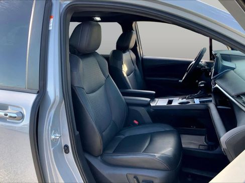 Used 2023 Toyota Sienna XLE Woodland Edition AWD/4WD image 9
