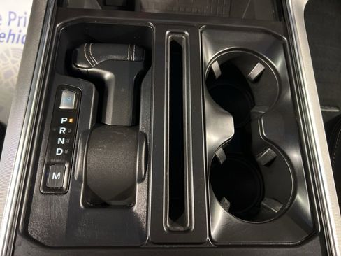 Certified 2022 Ford F150 Platinum w/ Equipment Group 701A High image 18