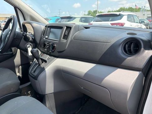Used 2020 Nissan NV200 SV w/ Back Door Glass Package FWD image 20