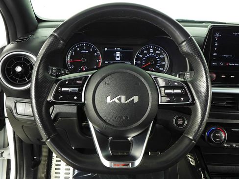 Used 2024 Kia Forte GT-Line image 25