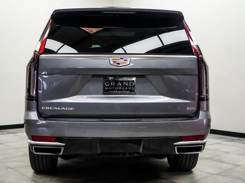 Used 2021 Cadillac Escalade Premium Luxury image 9