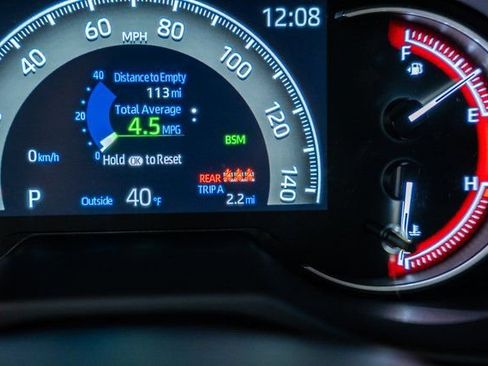 New 2025 Toyota RAV4 XLE image 40