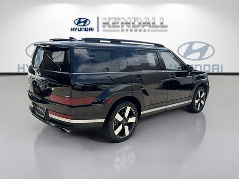 Used 2024 Hyundai Santa Fe Limited AWD/4WD image 6
