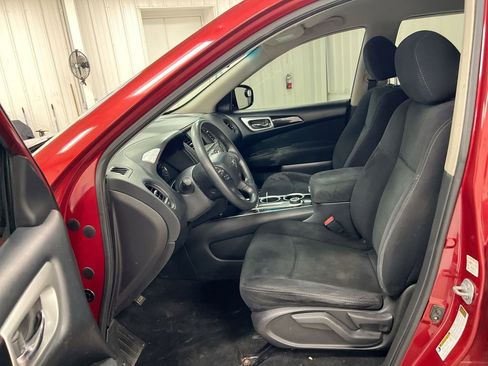 Used 2016 Nissan Pathfinder S image 18
