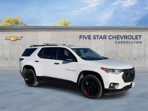 Used 2020 Chevrolet Traverse Premier w/ Redline Edition image 2