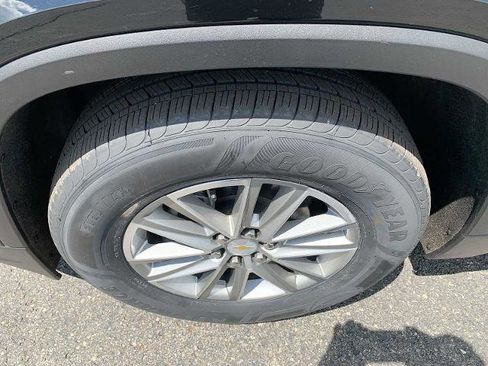 Certified 2023 Chevrolet Traverse LT w/ LPO, Floor Liner Package AWD/4WD image 31
