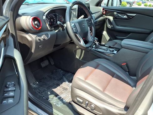 Used 2025 Chevrolet Blazer RS FWD image 11