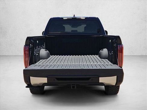 Used 2023 Toyota Tundra Limited AWD/4WD image 12