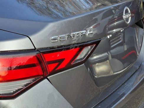 Used 2024 Nissan Sentra S image 9