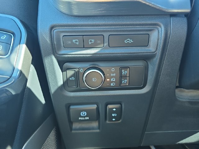 Used 2022 Ford F150 Lariat w/ Equipment Group 502A High AWD/4WD image 31
