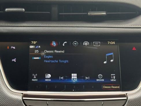 Used 2019 Cadillac XT5 Premium Luxury w/ Driver Assist Package FWD image 8