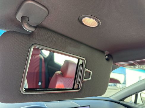 Used 2025 Genesis G80 2.5T Sport Prestige image 32