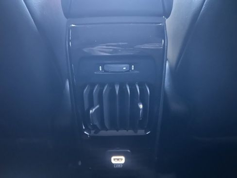 Used 2022 Jeep Compass Limited image 17