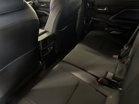 New 2026 Toyota 4Runner Limited AWD/4WD image 14