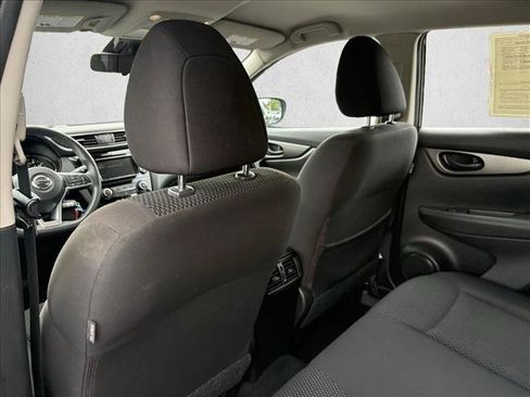 Used 2020 Nissan Rogue Sport S w/ Appearance Package FWD image 17