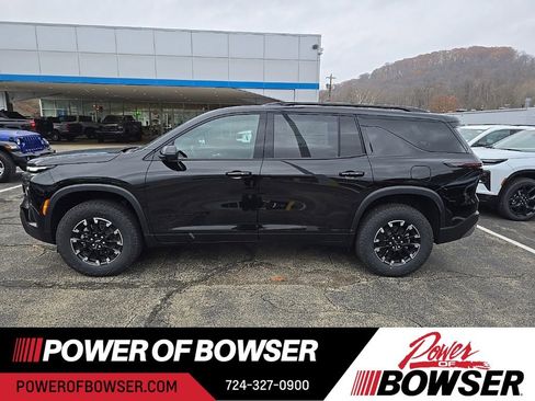 New 2026 Chevrolet Traverse Z71 w/ Driver Confidence Package image 2