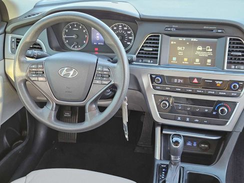 Used 2016 Hyundai Sonata SE image 24