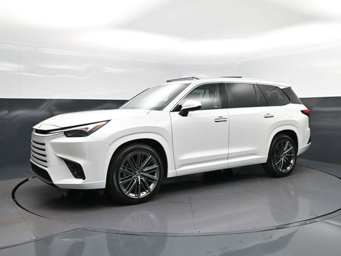 New 2026 Lexus TX 350 AWD image 3
