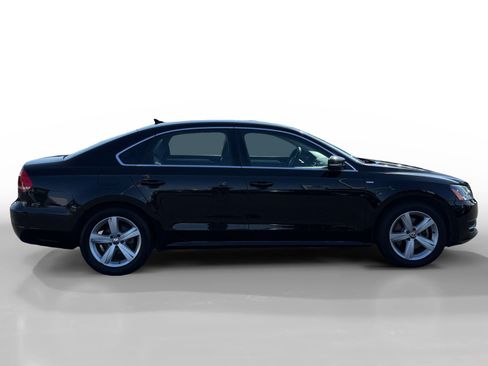 Used 2014 Volkswagen Passat 1.8T Wolfsburg Edition FWD image 6