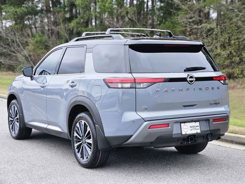 New 2026 Nissan Pathfinder Platinum image 6