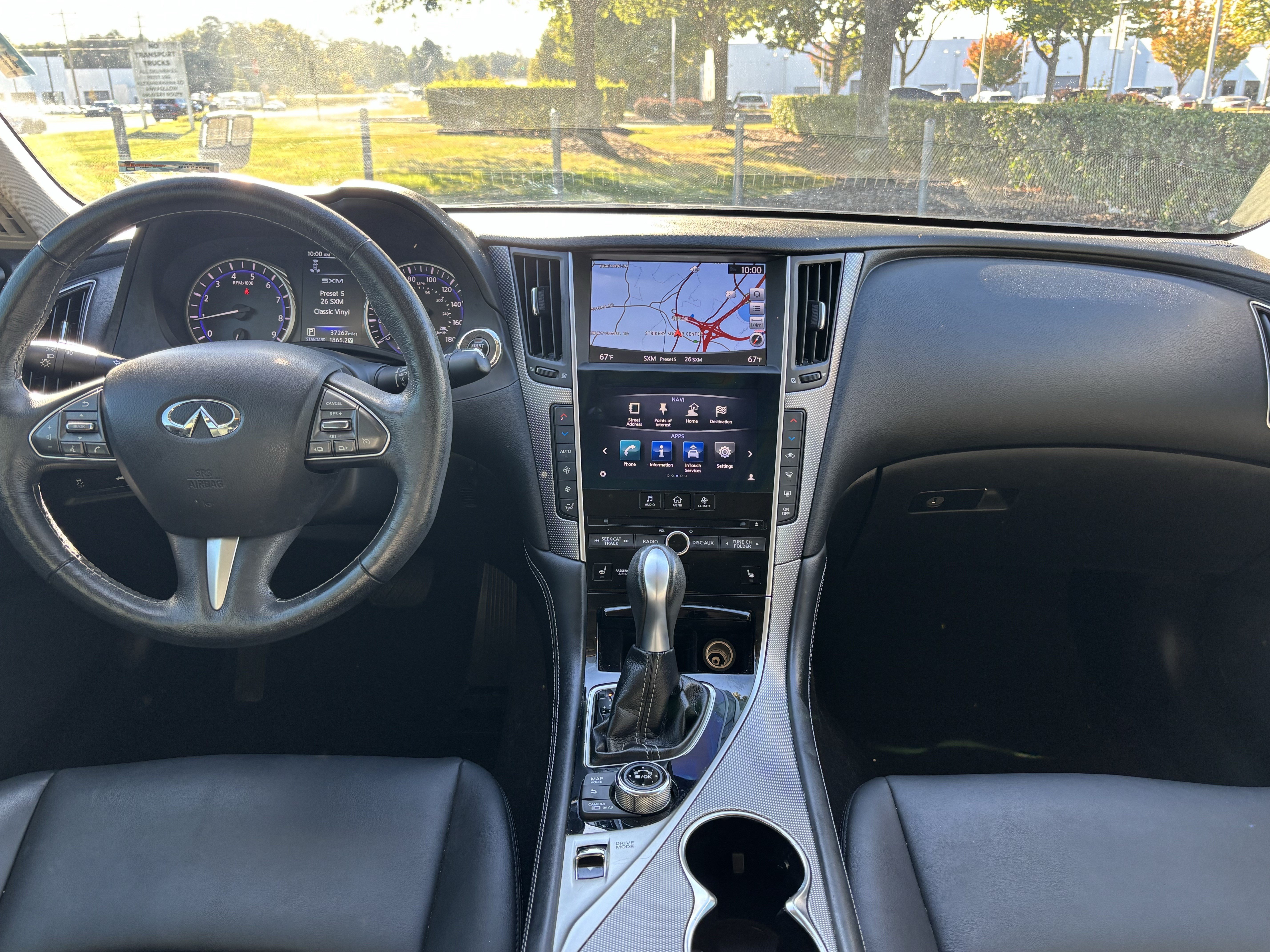 Used 2016 INFINITI Q50 3.0t Premium w/ Driver Assistance Package RWD image 32