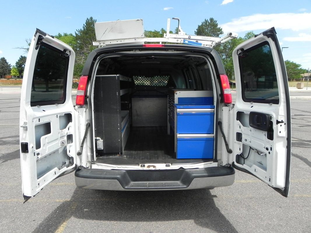 Used 2016 Chevrolet Express 3500 RWD image 26