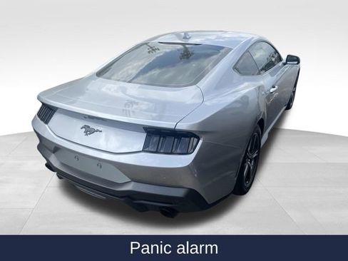 Used 2024 Ford Mustang Coupe image 7