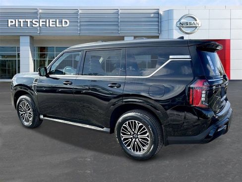 New 2025 Nissan Armada Platinum w/ Convenience Package image 5