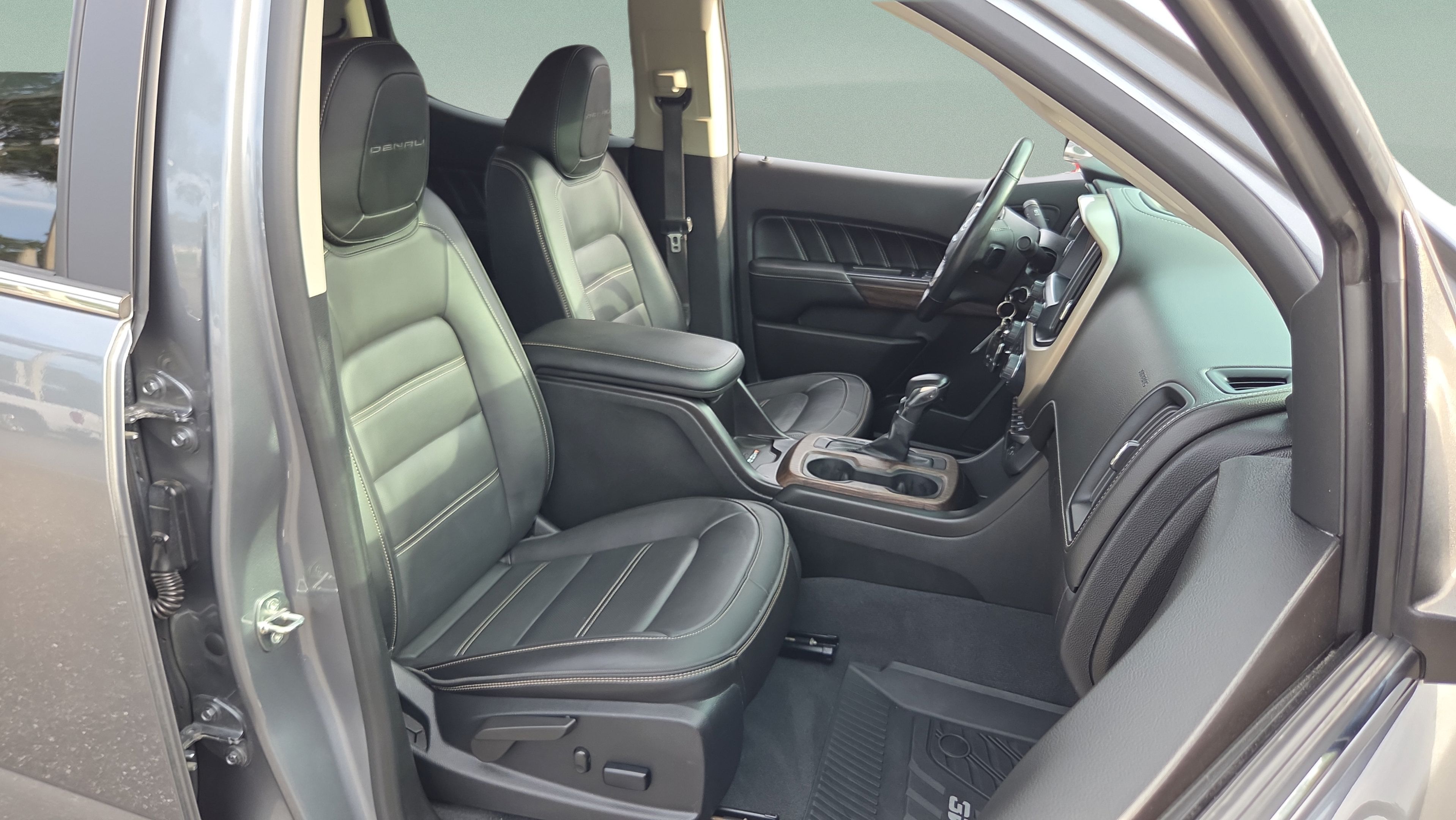 Used 2022 GMC Canyon Denali AWD/4WD image 21