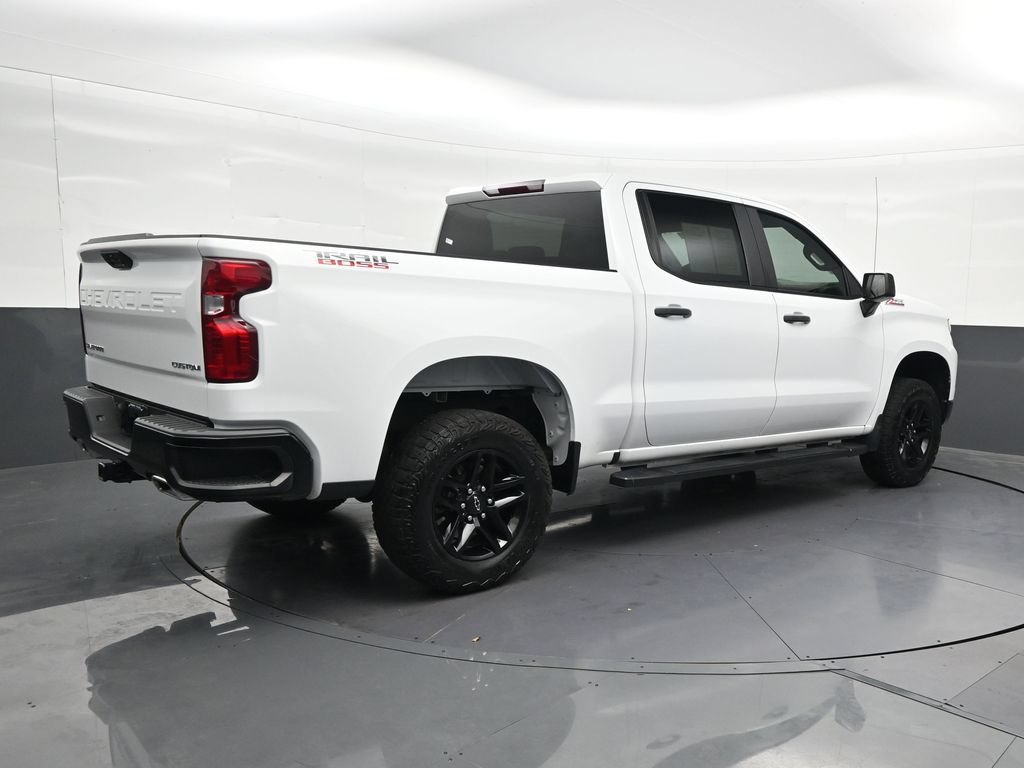 Used 2024 Chevrolet Silverado 1500 Custom Trail Boss AWD/4WD image 5
