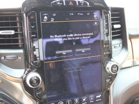 Used 2020 RAM 1500 Longhorn AWD/4WD image 28
