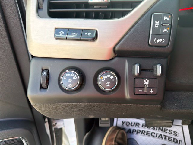 Used 2019 GMC Yukon XL Denali w/ Open Road Package AWD/4WD image 15