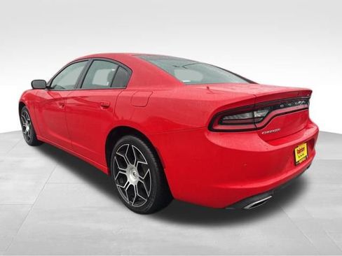 Used 2022 Dodge Charger SXT image 5