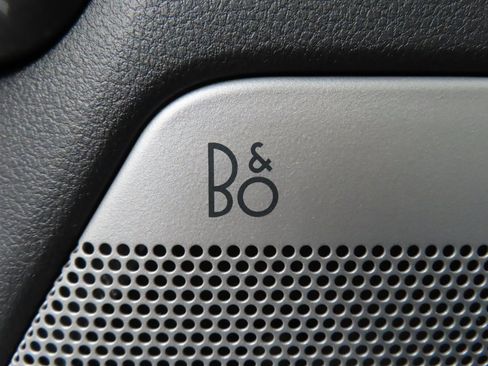 Used 2023 Ford F150 Lariat w/ Equipment Group 502A High image 62