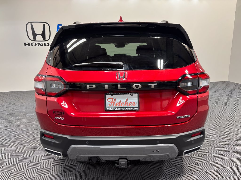 New 2026 Honda Pilot Touring image 5