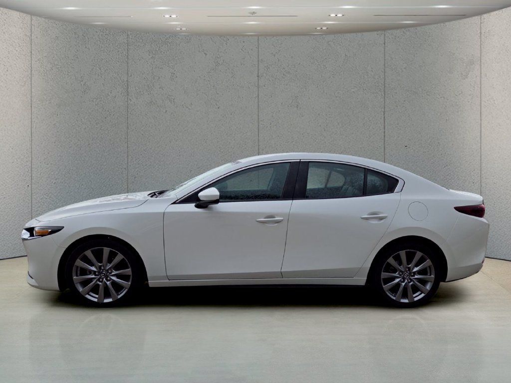 Used 2023 MAZDA MAZDA3 s FWD image 9