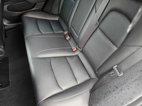 Used 2018 Tesla Model 3 Long Range image 17