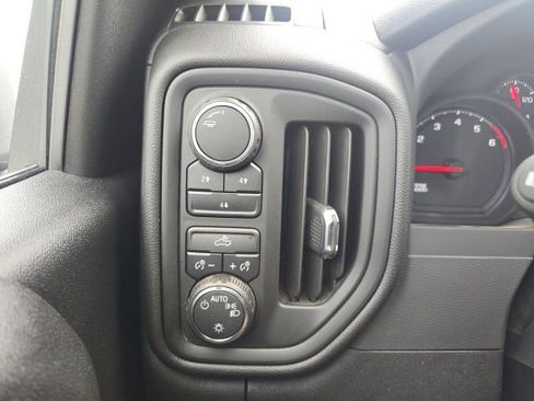 Used 2025 Chevrolet Silverado 2500 W/T w/ WT Convenience Package AWD/4WD image 11