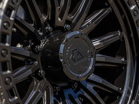 New 2025 Ford F250 Lariat w/ FX4 Off-Road Package image 21