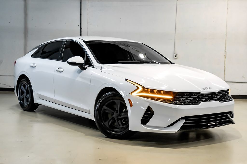 Used 2022 Kia K5 LX FWD image 6
