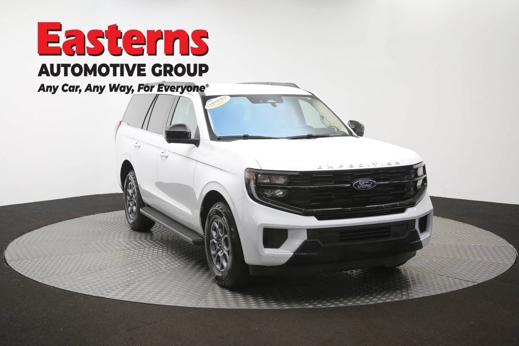 Used 2025 Ford Expedition Active AWD/4WD image 50