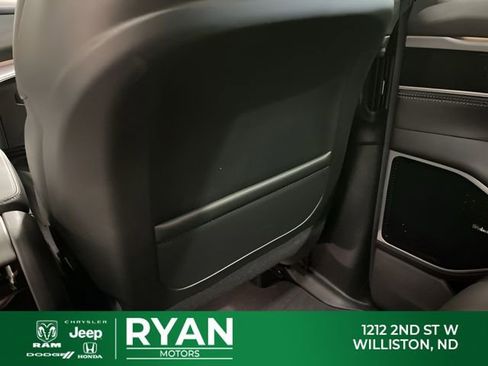 New 2026 Jeep Grand Wagoneer L Limited AWD/4WD image 81