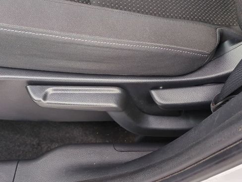 Used 2019 Honda HR-V Sport image 17