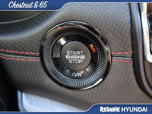 Used 2022 Jeep Compass Trailhawk w/ Trailhawk Convenience Group AWD/4WD image 32