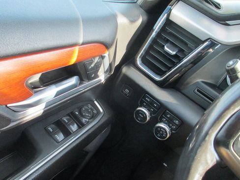 Used 2022 GMC Sierra 1500 Denali image 28