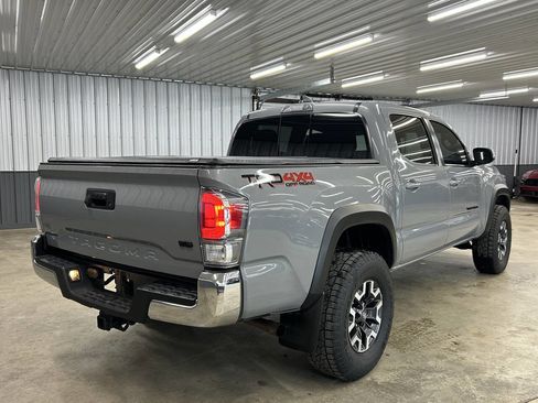 Used 2020 Toyota Tacoma TRD Off-Road image 6