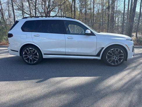 Used 2025 BMW X7 xDrive40i w/ M Sport Package image 12