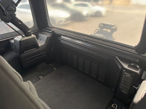 Used 2022 Jeep Wrangler Unlimited Sport image 31