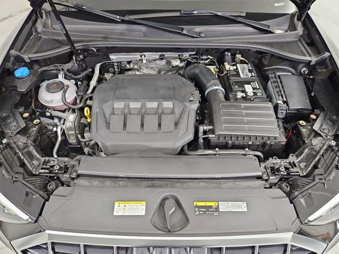 Used 2022 Audi Q3 2.0T Premium w/ Convenience Package image 14